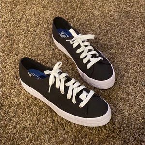 Black Keds tennis shoes